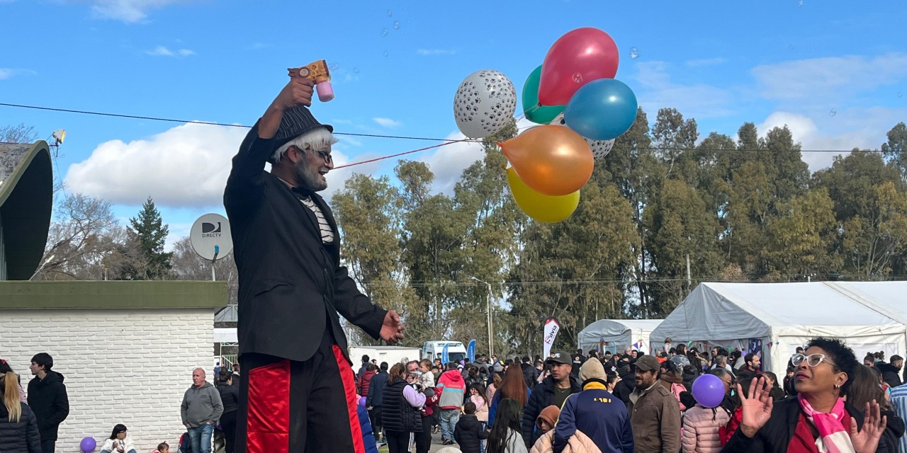 Una multitud celebr el Da del Nio en la Sociedad Rural
